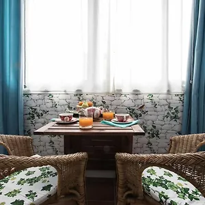 Crispi Deluxe 2 Bedroom Apartment